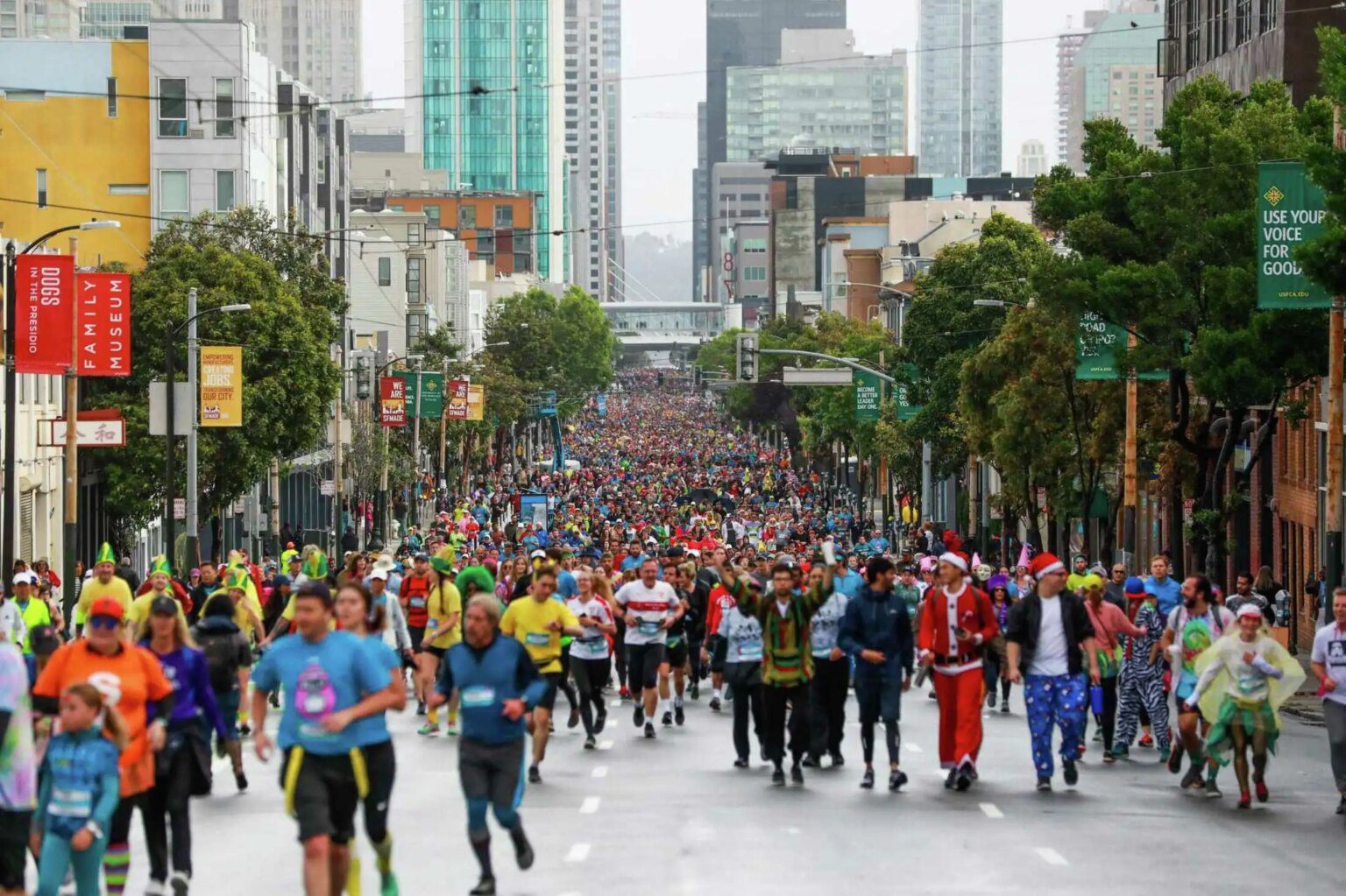 Bay To Breakers Showcases Distinctive Stanford Traditions