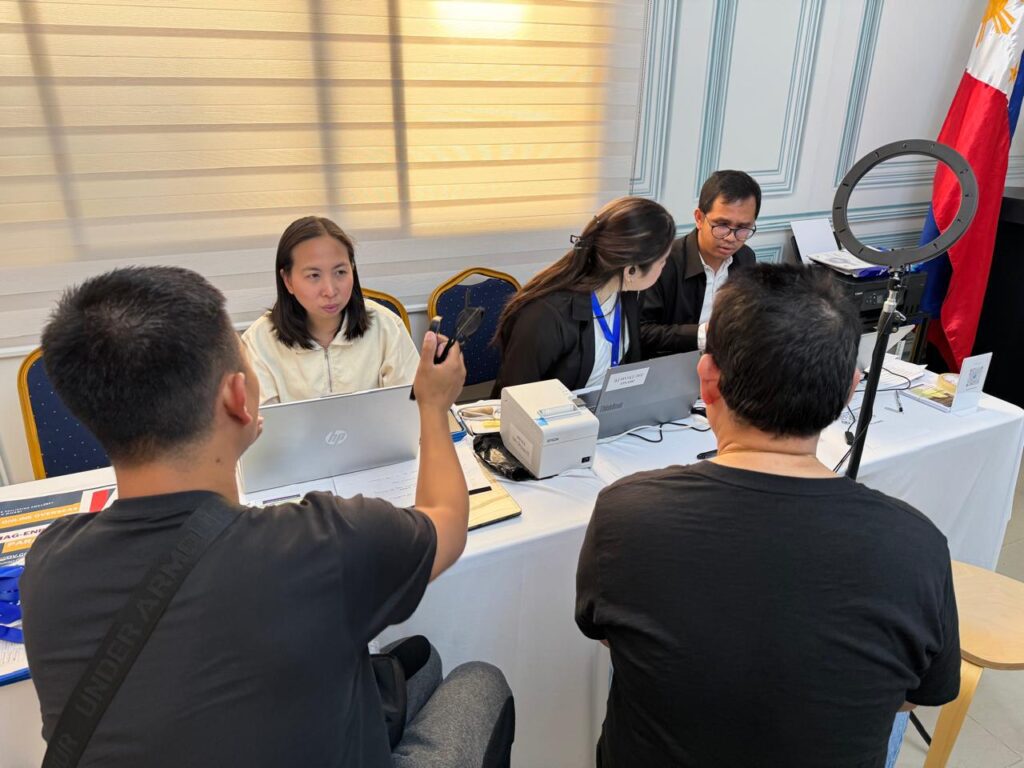Philippine Embassy In Uae Reminds Citizens To Vote Online By