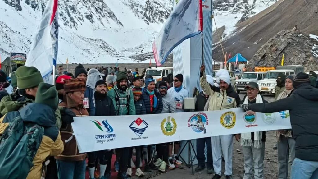 Adi kailash ultra marathon draws 800 athletes from 22 states