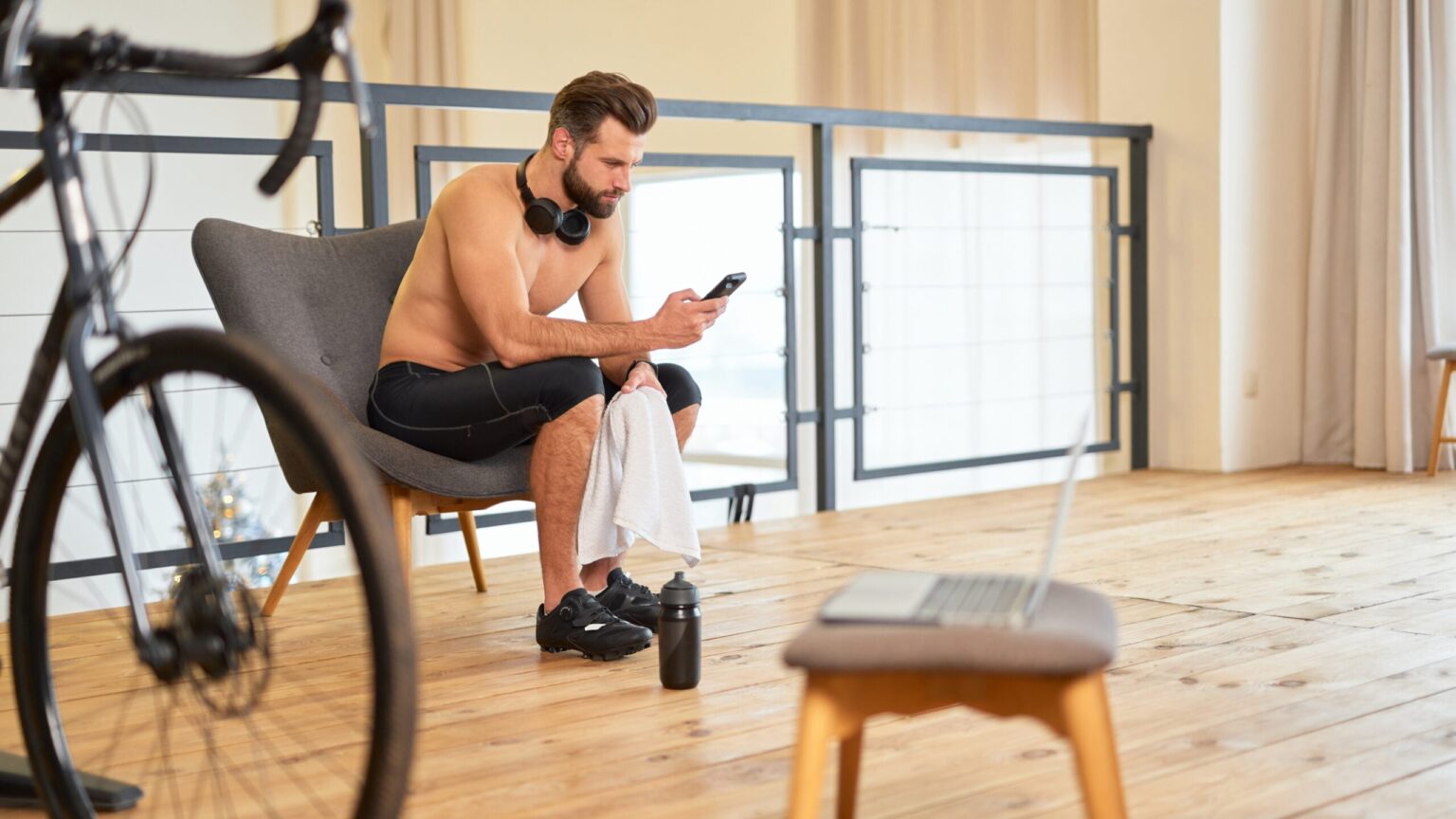 Engaging audiobooks for indoor training: editors' top picks