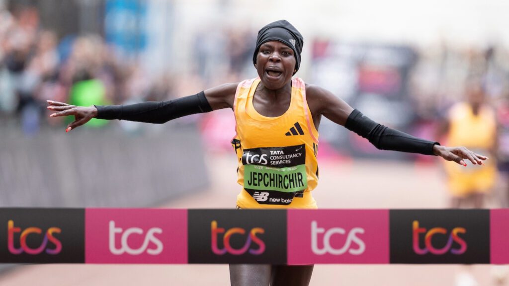 UTMB Qualifiers Heat Up: Trail Running’s Thrilling 100K and 100-Mile Races Utmb qualifiers heat up: trail running's thrilling 100k and 100 mile